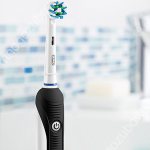 Какие электрические зубные щетки выпускают Oral B