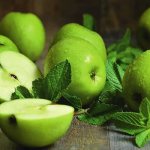 Apples and mint